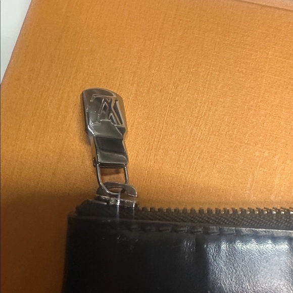 Louis Vuitton Pouchette - Picture 3 of 8